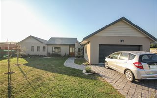 3 Bedroom House in Lovemore Park
