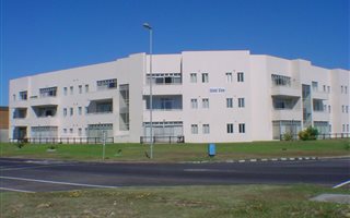 1 Bedroom Flat in Van Riebeeckstrand