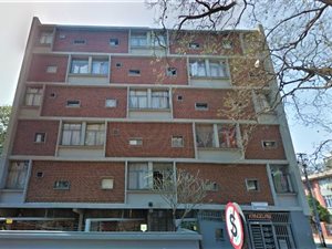 1.5 Bed Apartment in Pretoria Central