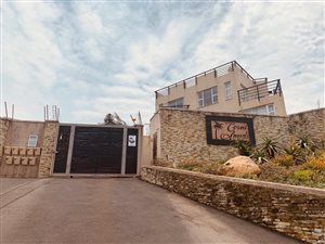 4 Bed Apartment in La Mercy