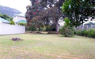 477 m² Land available in River Club
