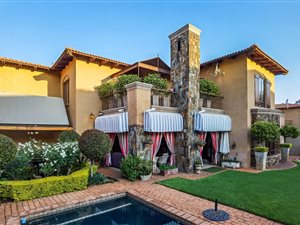 4 Bed House in Lynnwood Manor