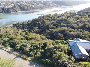 804 m² Land available in Kenton-on-Sea