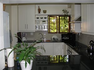 2 Bed Apartment in Atholl