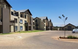 2 Bedroom Apartment in Ruimsig