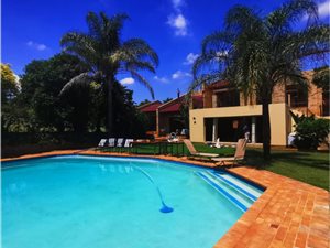 5 Bed House in Ruimsig AH