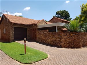 2 Bedroom Townhouse in Magalieskruin