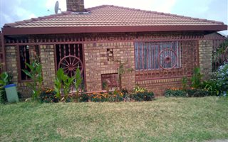 3 Bedroom House in Saulsville
