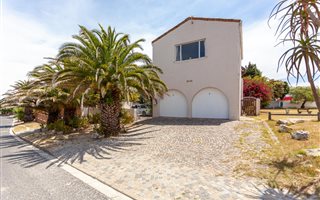 5 Bedroom House in Flamingo Vlei