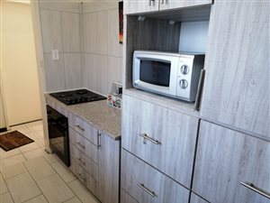 1 Bed Apartment in Witpoortjie