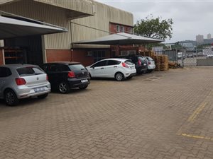 Industrial space in Springfield Park