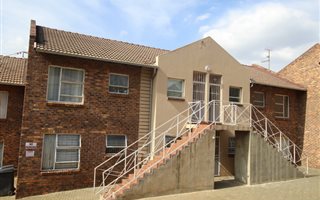 2 Bedroom Townhouse in Naturena