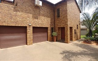 3 Bedroom House in Green Acres Estate