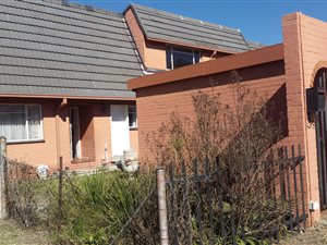 2 Bed Townhouse in Hyde Park