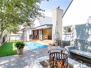 4 Bed House in The Meadows