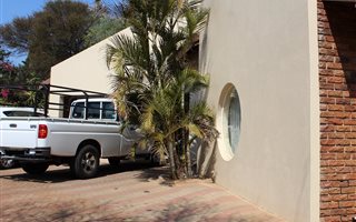 4 Bedroom House in Sterpark