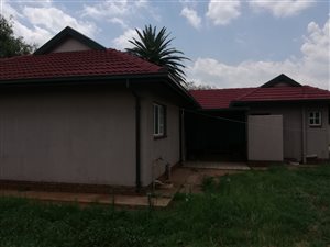 3 Bedroom House in Stilfontein