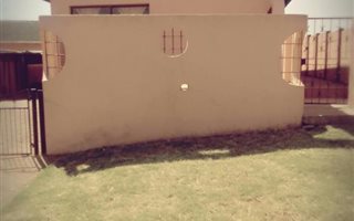 2 Bedroom House in Nigel