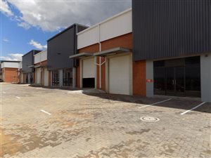 290 m² Industrial space in Linbro Park