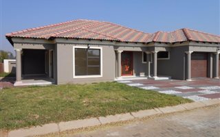 3 Bedroom Cluster in Denneoord