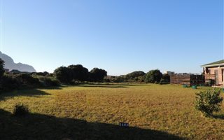 800 m² Land available in Bettys Bay