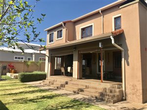 3 Bedroom House in Leeuwenhof Estate