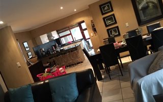 3 Bedroom House in Blouberg Sands