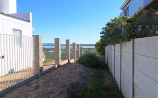420 m² Land available in Port Owen