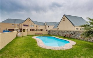 2 Bedroom Apartment in Whispering Pines