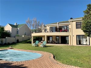 5 Bed House in Rome Glen