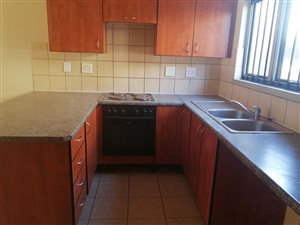 2 Bed Apartment in Carlswald Estate