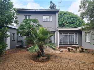 5 Bed House in East Lynne
