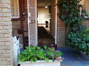 2 Bed Apartment in Princess AH