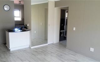 1 Bedroom Apartment in Century City
