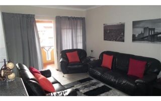 2 Bedroom Apartment in Comet