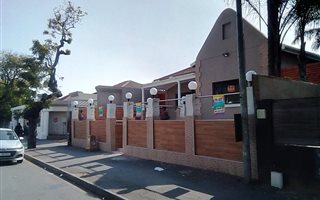 400 m² Commercial space in Windermere