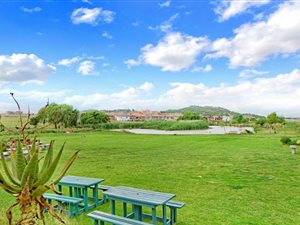 689 m² Land available in Aspen Hills