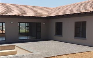 3 Bedroom House in Ifafi