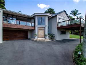 4 Bed House in Cowies Hill