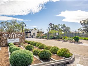 780 m² Land available in Croydon Vineyard Estate