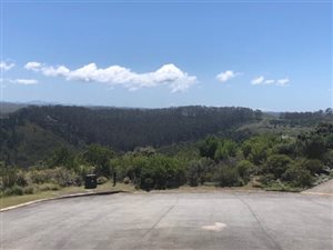 1014 m² Land available in Pezula Golf Estate
