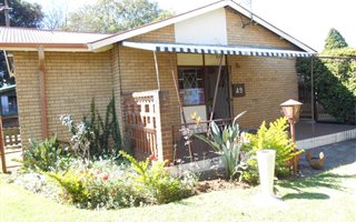 2 Bedroom House in Klopperpark