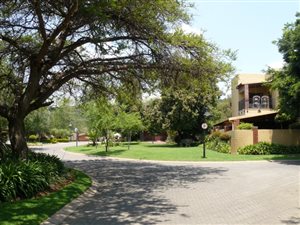 4 Bed House in The Willows