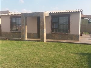 2 Bed House in Geluksdal
