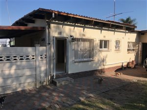 1 Bed Garden Cottage in Brackendowns