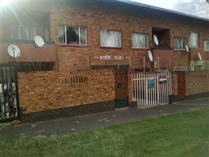 1 Bed Apartment in Rosettenville