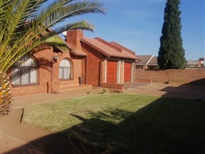 3 Bed House in Tsakane