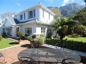 4 Bed House in Newlands