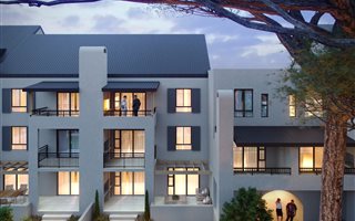 3 Bedroom Apartment in Somerset West Central