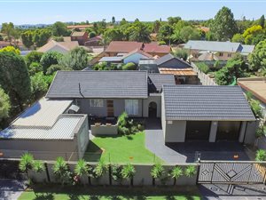 3 Bed House in Brackendowns